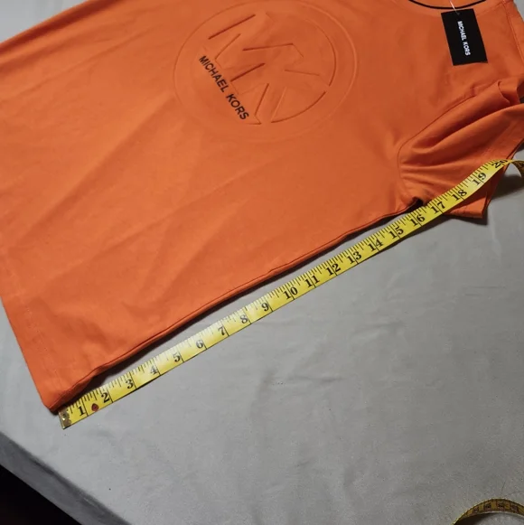Michael Kors Bold And Vibrant Orange Embossed Short Sleeve T-Shirt In Unisex Med - Picture 11 of 12